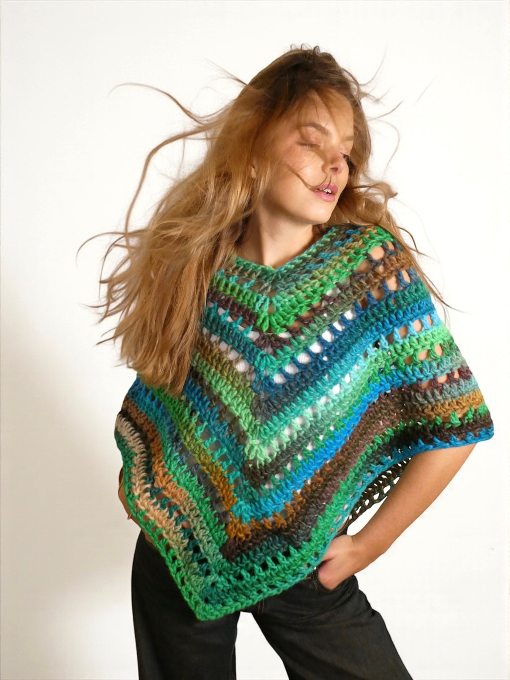 Gypsy Wildwood - Poncho au crochet