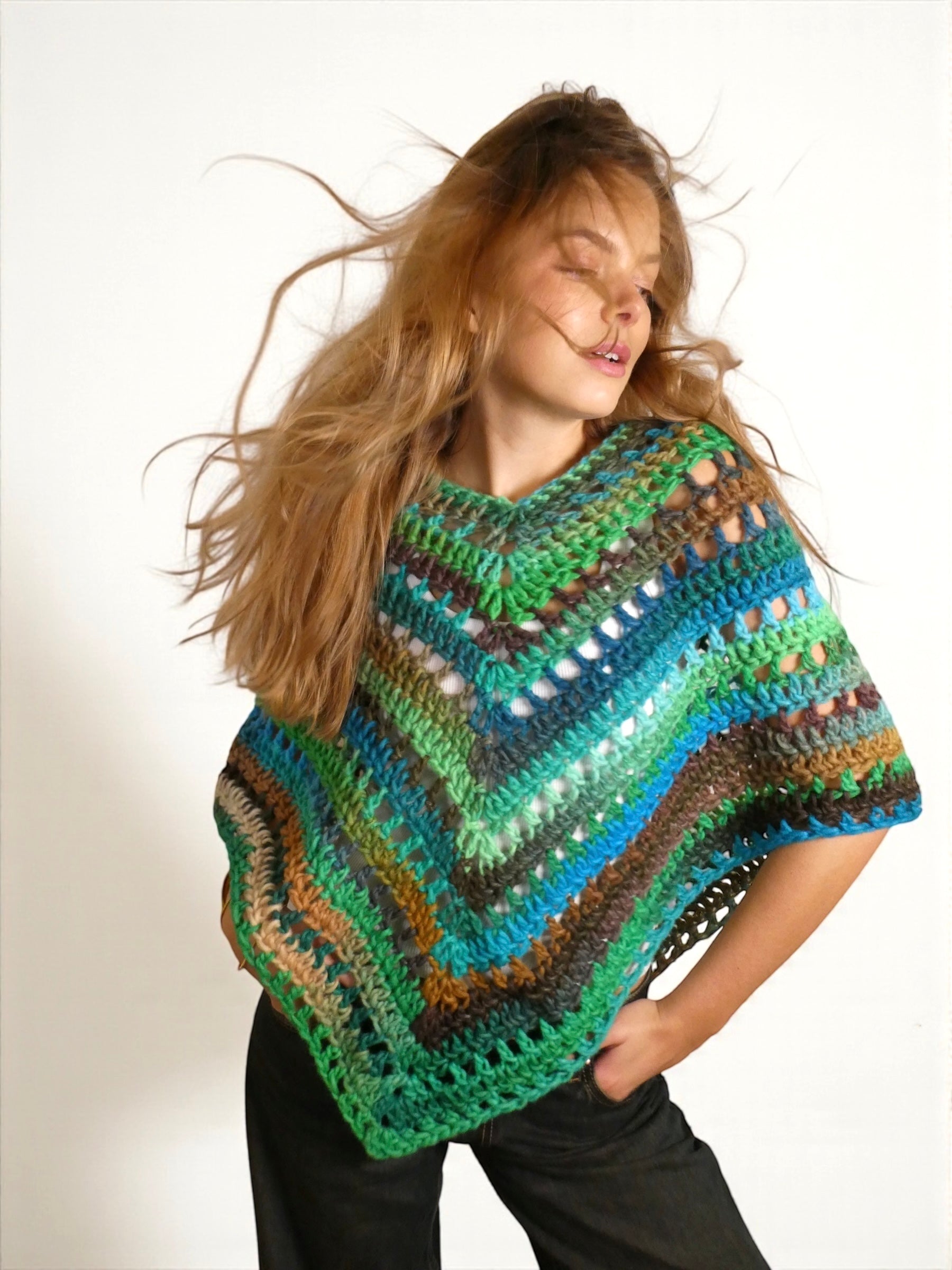 Gypsy Wildwood - Poncho au crochet